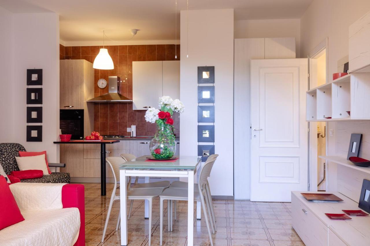 086 - Sunshine Home, 5 Minuti Dalla Spiaggia - Parcheggio Privato Gratis Incluso أوسبيداليتي المظهر الخارجي الصورة