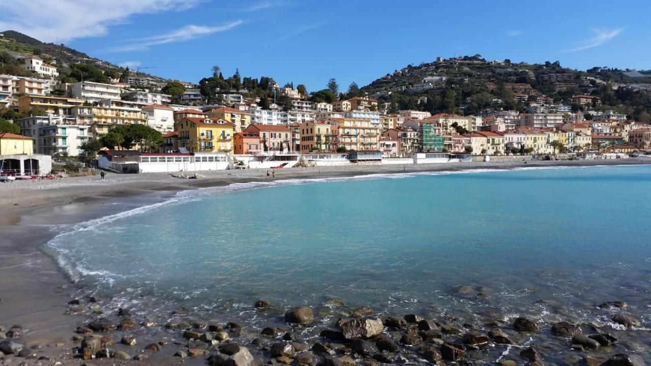 086 - Sunshine Home, 5 Minuti Dalla Spiaggia - Parcheggio Privato Gratis Incluso أوسبيداليتي المظهر الخارجي الصورة